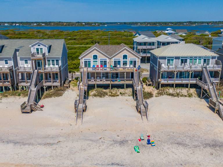 House  Sloop Point