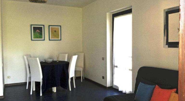 Apartment with garden & patio — photo 5