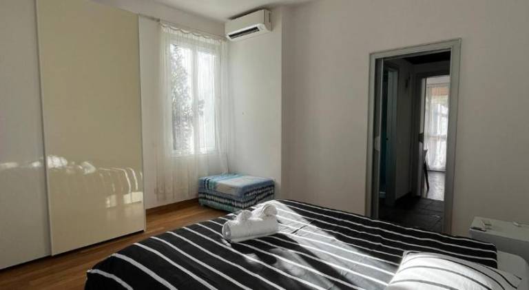 Rental apartment with 2 rooms for 3 persons in La Spezia