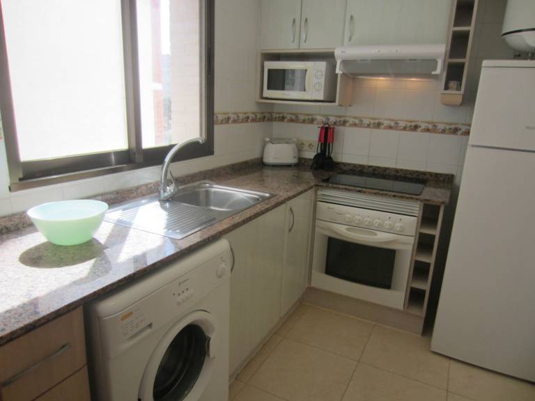 Beautiful rental apartment with patio | Beach nearby | Pets are welcome — photo 2