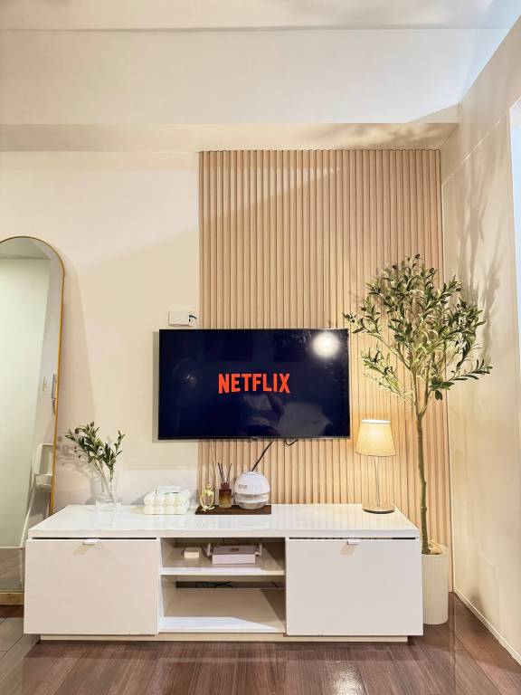 Ganzes Zimmer im Makati Center mit SCHNELLEM WLAN
