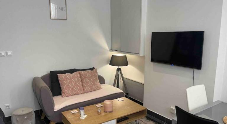 Rental apartment with 1 room for 4 persons in Lyon
