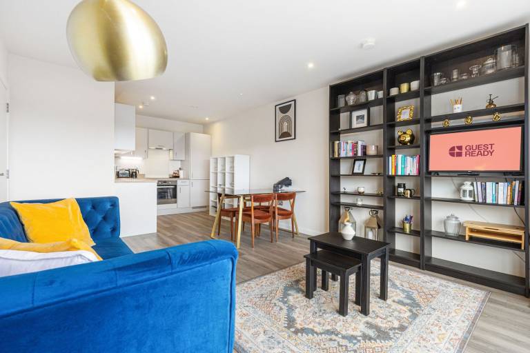 GuestReady Millbrook Park retreat with balcony
