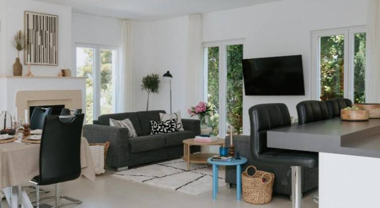Ample villa with pool | Pet-friendly — photo 3