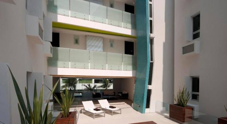 Nu Hotel — photo 3