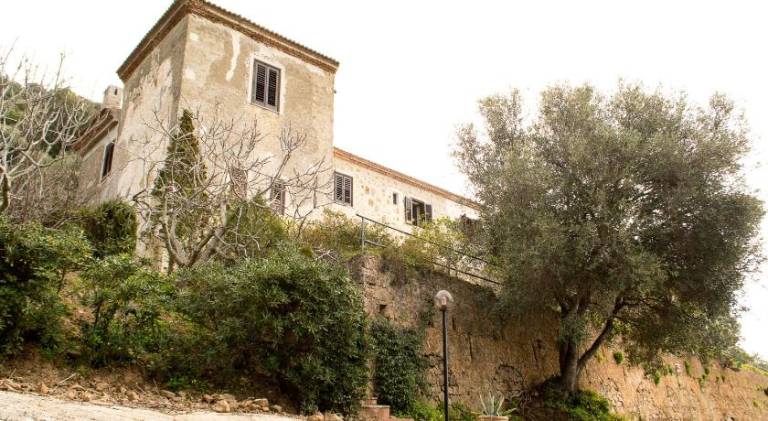 Vacation home with patio, garden & barbecue in Montecorice