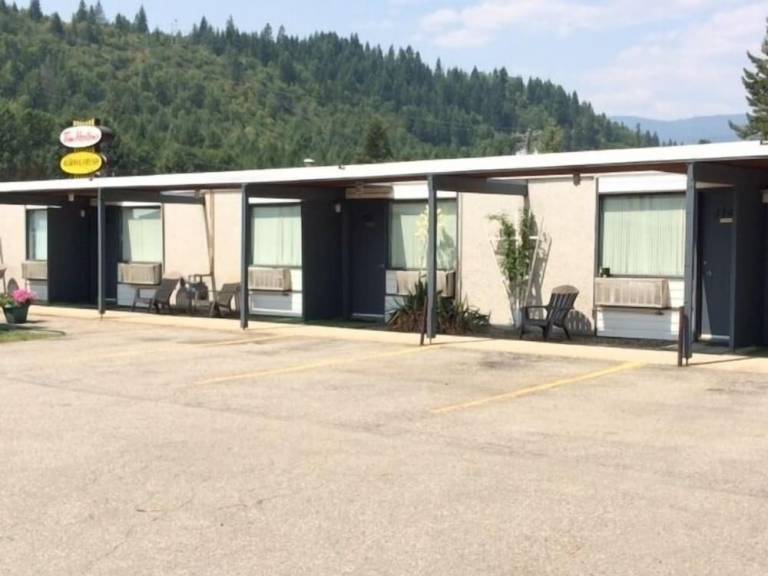 Motel  Castlegar