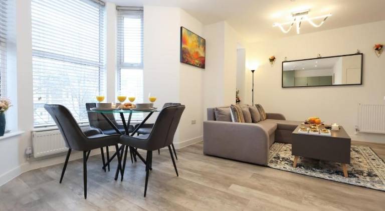 Holiday apartment | Near National Museum Cardiff — photo 4