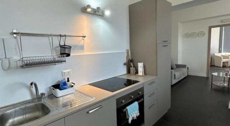 Holiday apartment with sauna, garden & hot tub | Near Catania Cathedral | Pet-friendly — photo 3