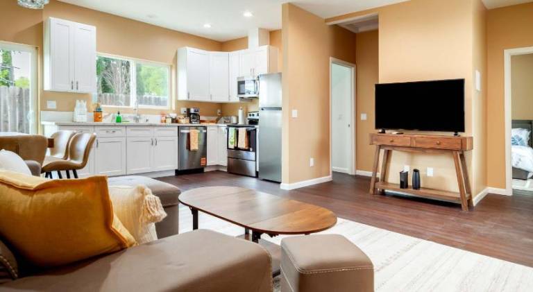 Nice vacation home | Pets are welcome in Ventura, CA