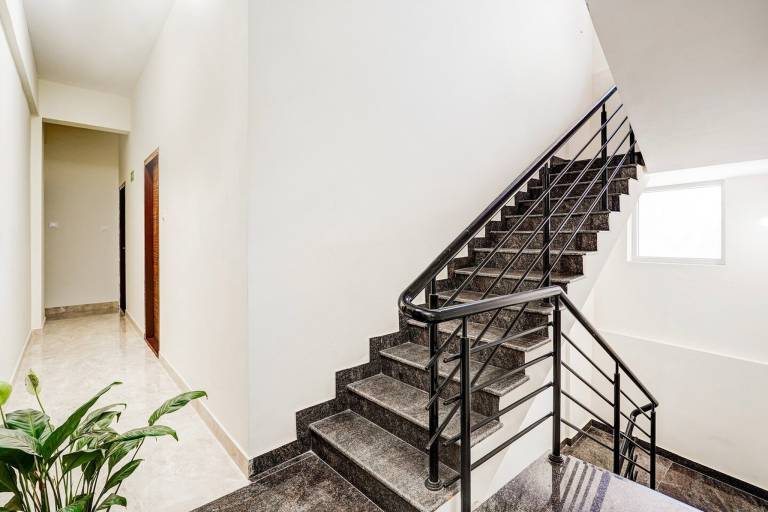 Super Townhouse Hennur Prakruthi Layout Bangalore