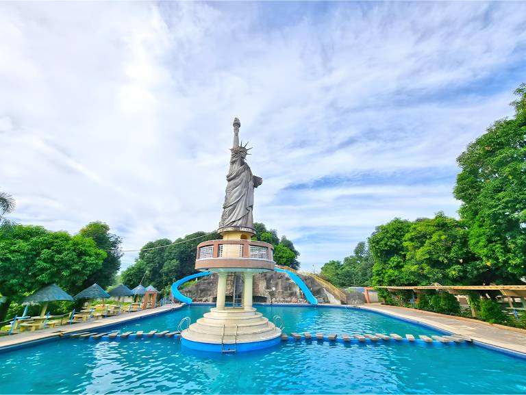 Libertyland Waterpark Resort in Mabalacat City