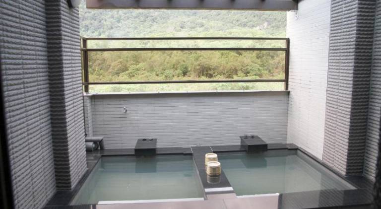 Quiet World Spa Villa — photo 3
