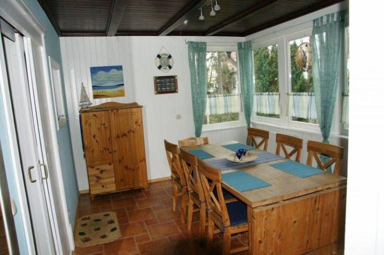 Vacation home with barbeque, terrace & garden — photo 2
