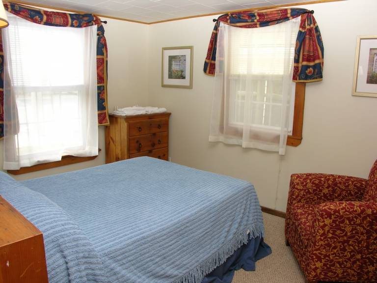 Cabin  Pine Point