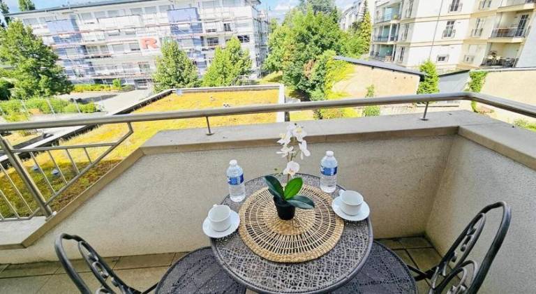 Holiday apartment with terrace — photo 4