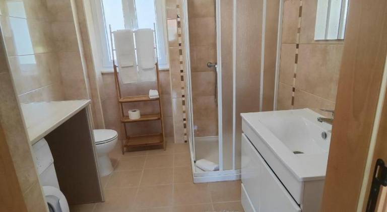 Rental apartment with 2 rooms for 4 persons — photo 5
