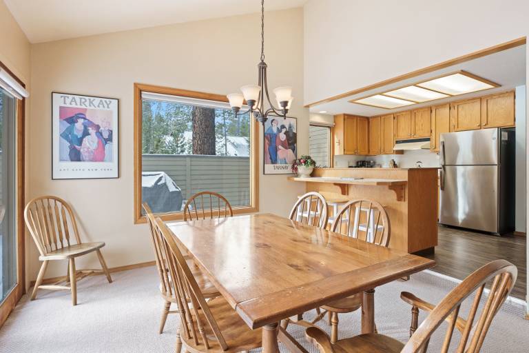 House with heated pool & jacuzzi — photo 5