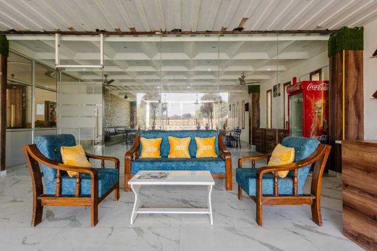 Lime Tree Hotel and Banquet Vrindavan — photo 3