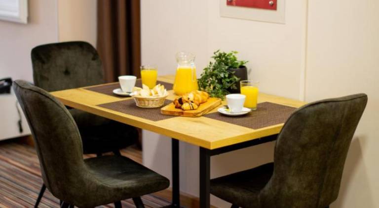 Hotel TESLA - Smart Stay Garni — photo 5