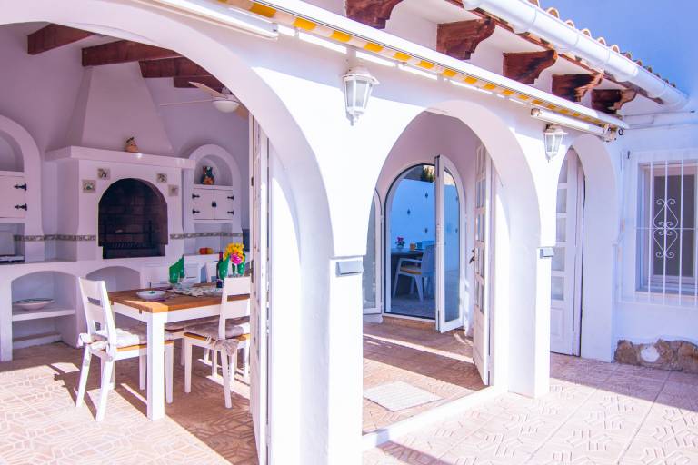 Fully equipped spacious villa with terrace, garden & barbecue | Pets allowed — photo 5