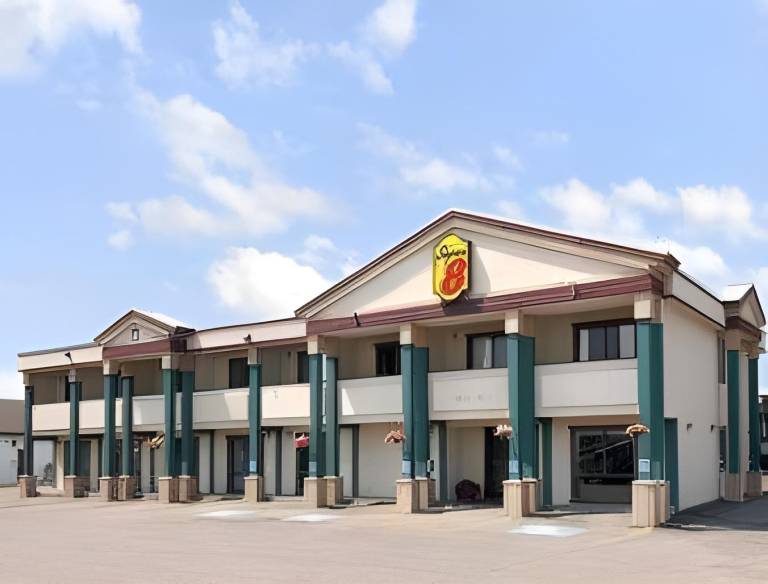 Super 8 By Wyndham Red Deer in Red Deer, AB