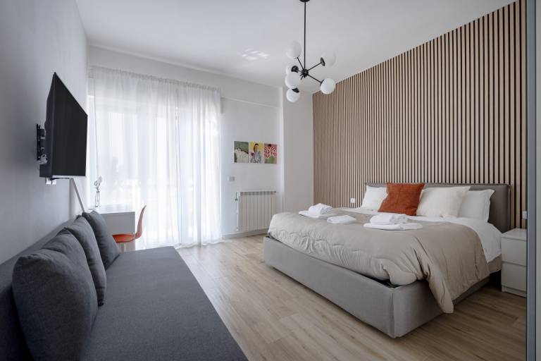 Apartment with 2 rooms for 6 persons in Bari