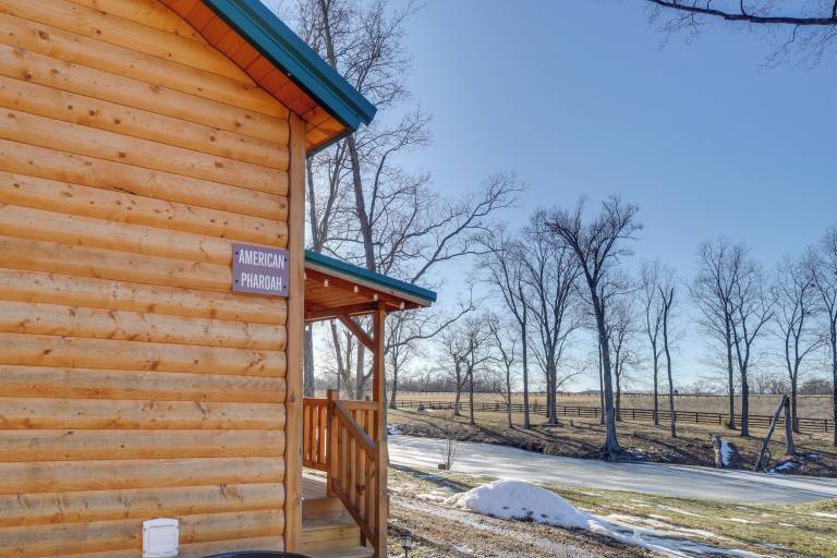 Cabin  La Grange