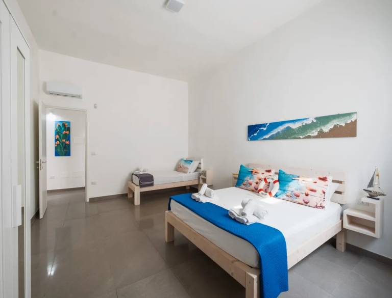 House with 2 rooms for 9 persons — photo 2