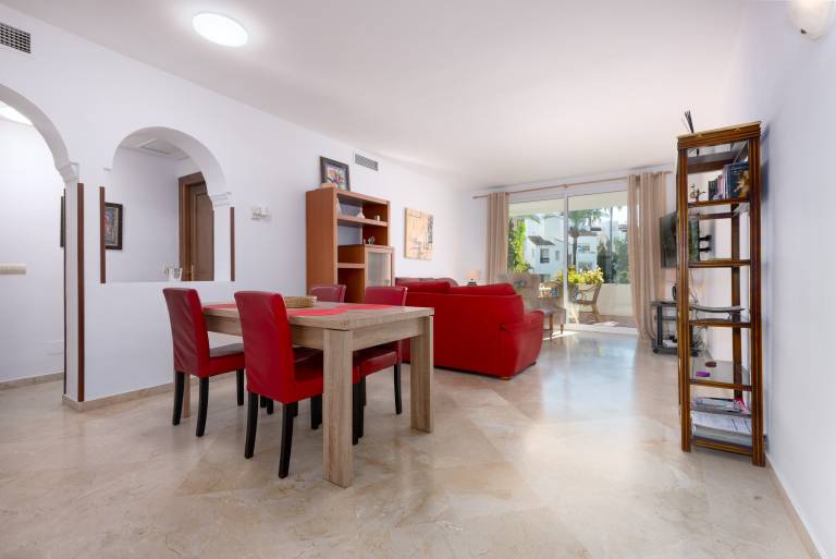 Apartment 'Apartamento De Lujo A 30m Playa' with Sea View, Wi-Fi and Air Conditioning — photo 5