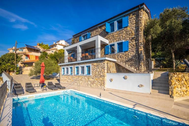 Ferienhaus in Supetarska Draga , Kroatien für max. 12 Personen