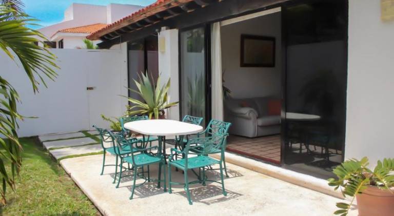 247 m&sup2; Villa