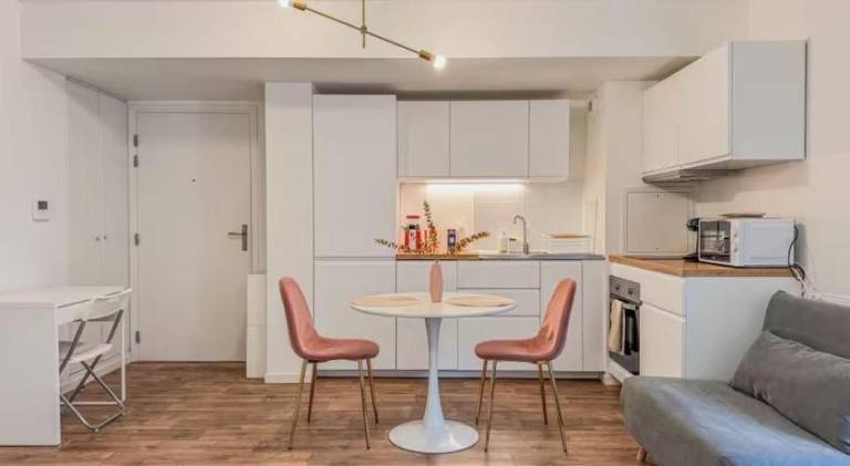 Apartment with 1 room for 3 persons — photo 2