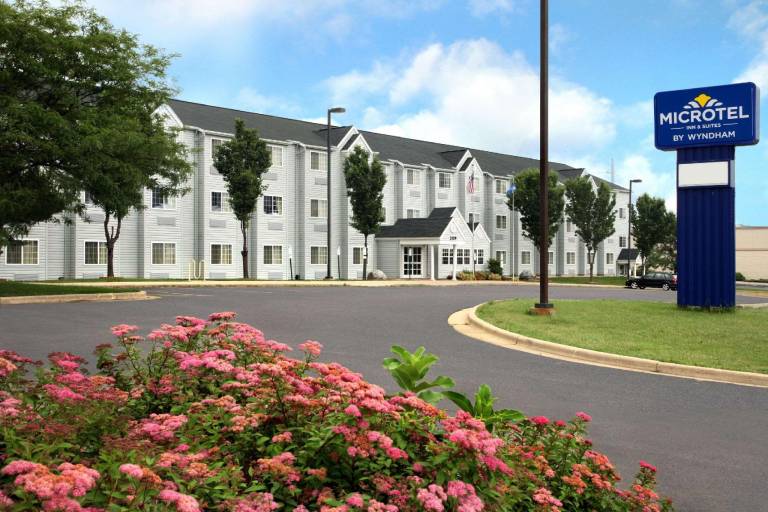 Microtel Inn & Suites by Wyndham Madison East in Madison, MI