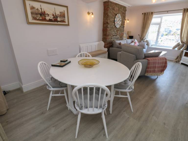 Cottage with garden | Beach view — photo 5