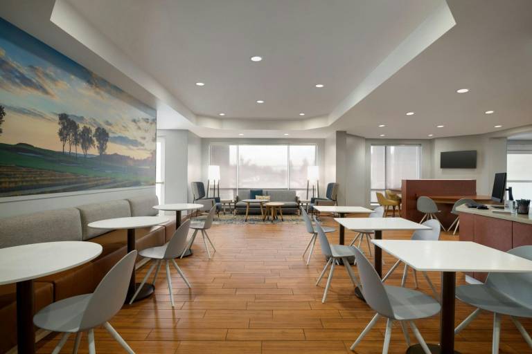 TownePlace Suites by Marriott Pittsburgh Harmarville — photo 4