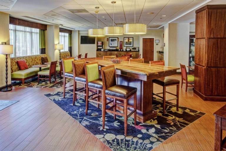 Hampton Inn Elizabeth City — photo 2