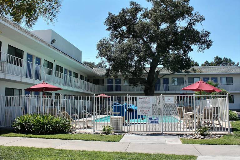 Motel 6 Atascadero, CA — photo 3