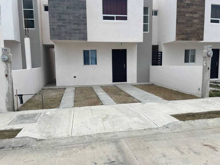 House  Tampico