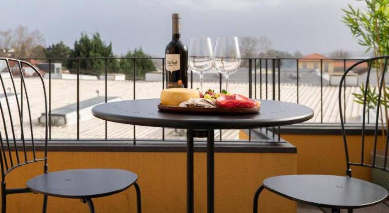 Holiday apartment with terrace & garden — photo 4