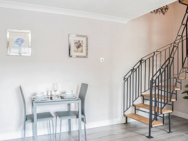 Children-friendly charming cottage with garden | River view | Pet-friendly — photo 4
