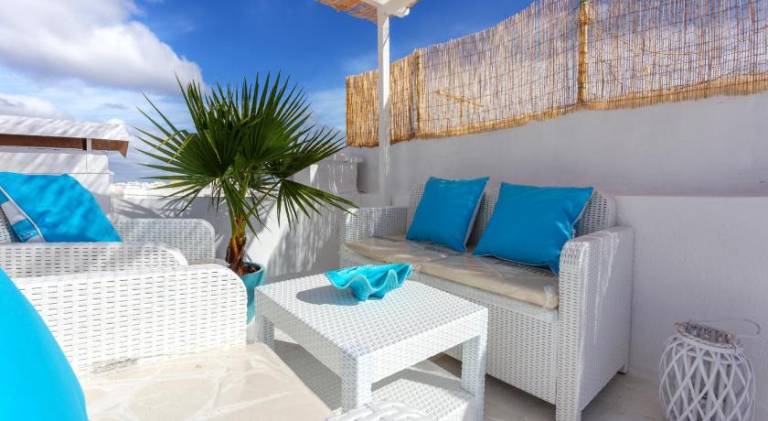 Beautiful house with patio | Pets allowed in Olhao
