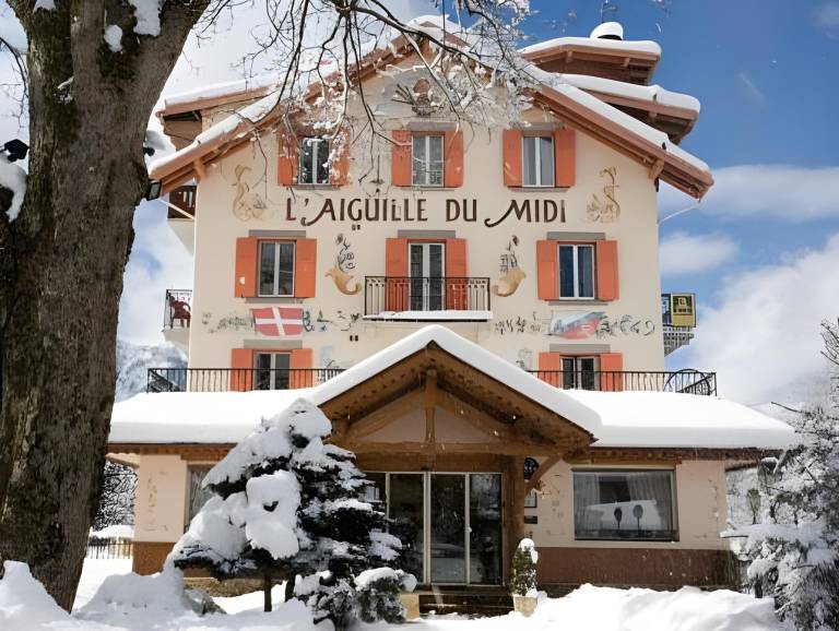 Aiguille du Midi - Hotel & Restaurant in Chamonix-Mont-Blanc