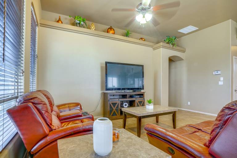 Pet-Friendly Getaway w/ Mtn Views in Las Cruces! — photo 5