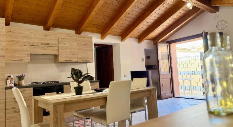 Rental apartment with 1 room for 4 persons in Bosa