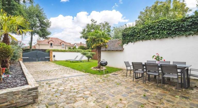 Fully equipped house with terrace, garden & grill | Pets are welcome — photo 5