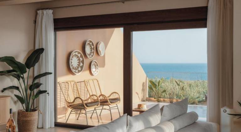 Fully equipped beautiful villa with terrace, private pool & barbeque | Beach nearby | Good for workation | Pet-friendly — photo 3