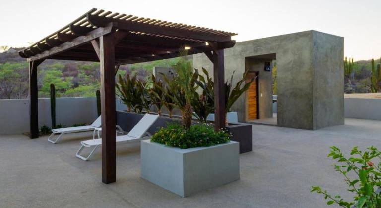 Apartment with barbecue, private pool & yard | Perfect for remote work — photo 4
