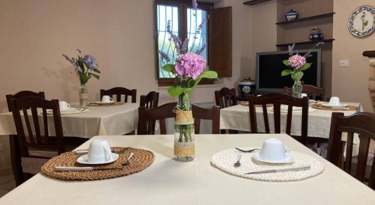 Pleasant farm with terrace & garden | Pet-friendly — photo 3