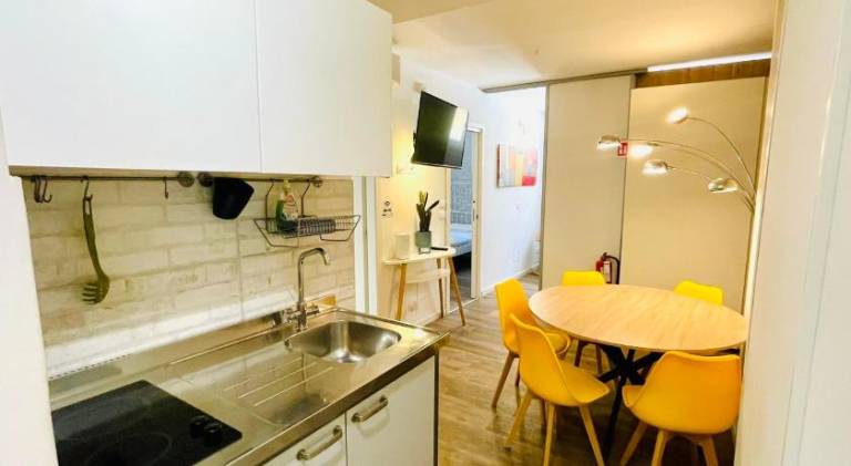 Apartment | Next to Two Towers — photo 3